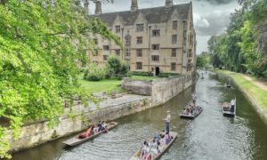 Cambridge University - punting on the river