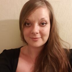 Lyndsey Harding team member